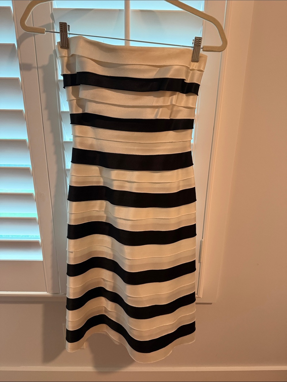 BCBGMaxAzria Black and White Strapless Bandage Midi Dress